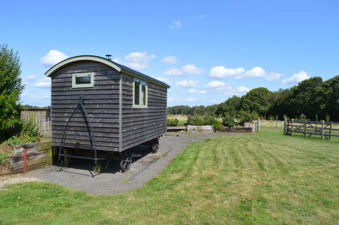 Rose Shepherds Hut Badlesmere Dış mekan fotoğraf
